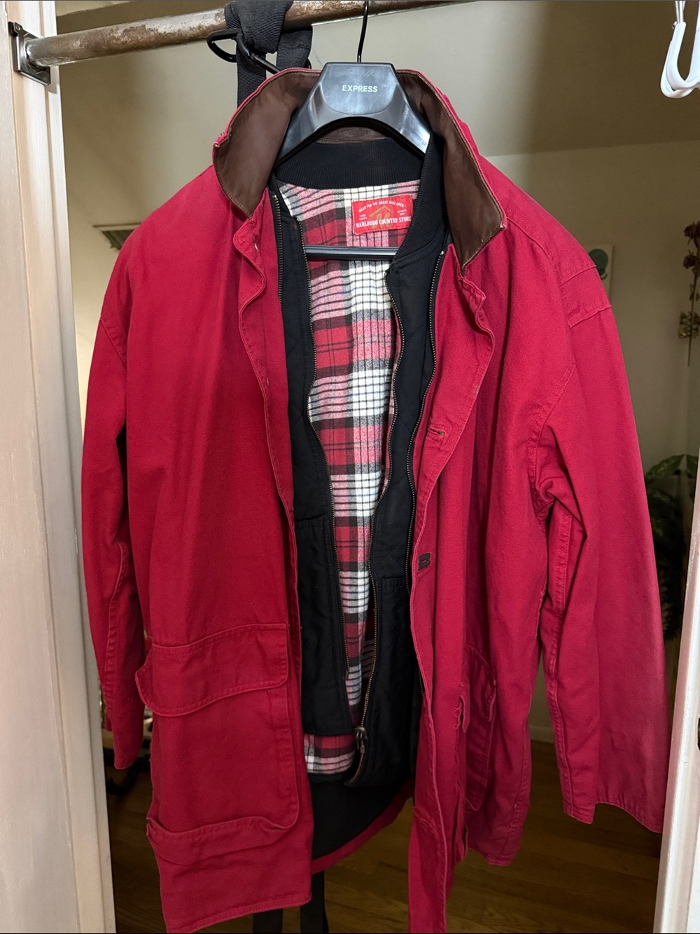 Marlboro Red Men's Field Jacket with Plaid Lining and reversible vest